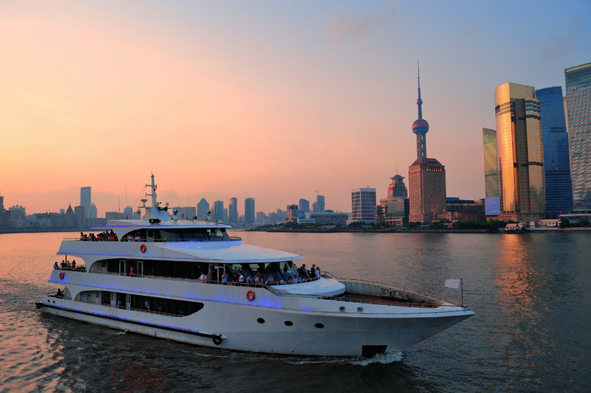 Luxury Yacht Lifestyle